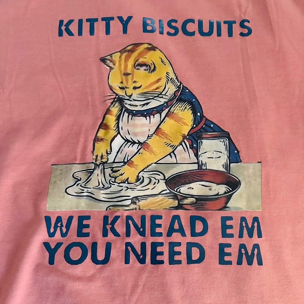 Kitty Biscuits Tee! Size Small